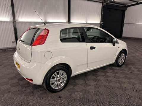 Fiat Punto 1.2 Pop Euro 6 White #77