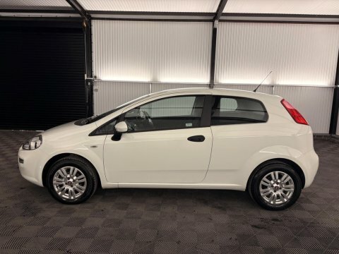 Fiat Punto 1.2 Pop Euro 6 White #32