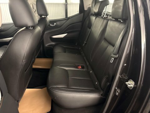 Nissan Navara 2.3 Dci Tekna Black #6