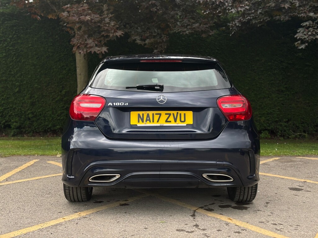 Mercedes-Benz A Class A 180 D Amg Line NA17ZVU Blue #4