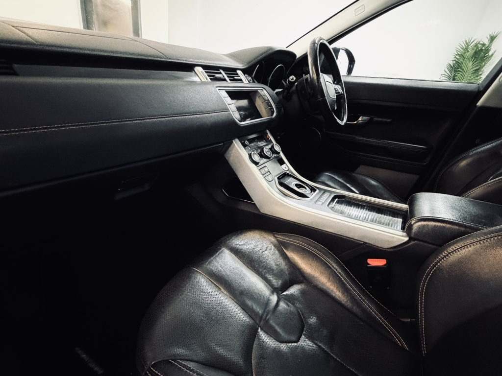 Land Rover Range Rover Evoque Dynamic Red #9