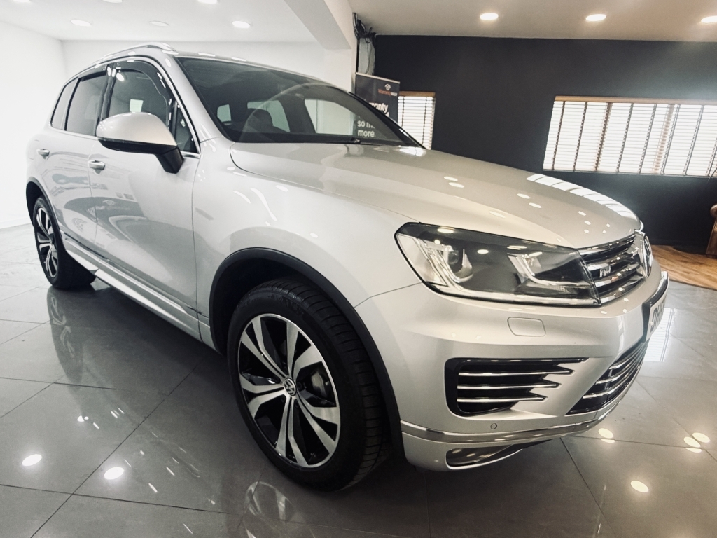 Volkswagen Touareg 3.0 V6 R-line Tdi Bluemotion Technology Silver #6