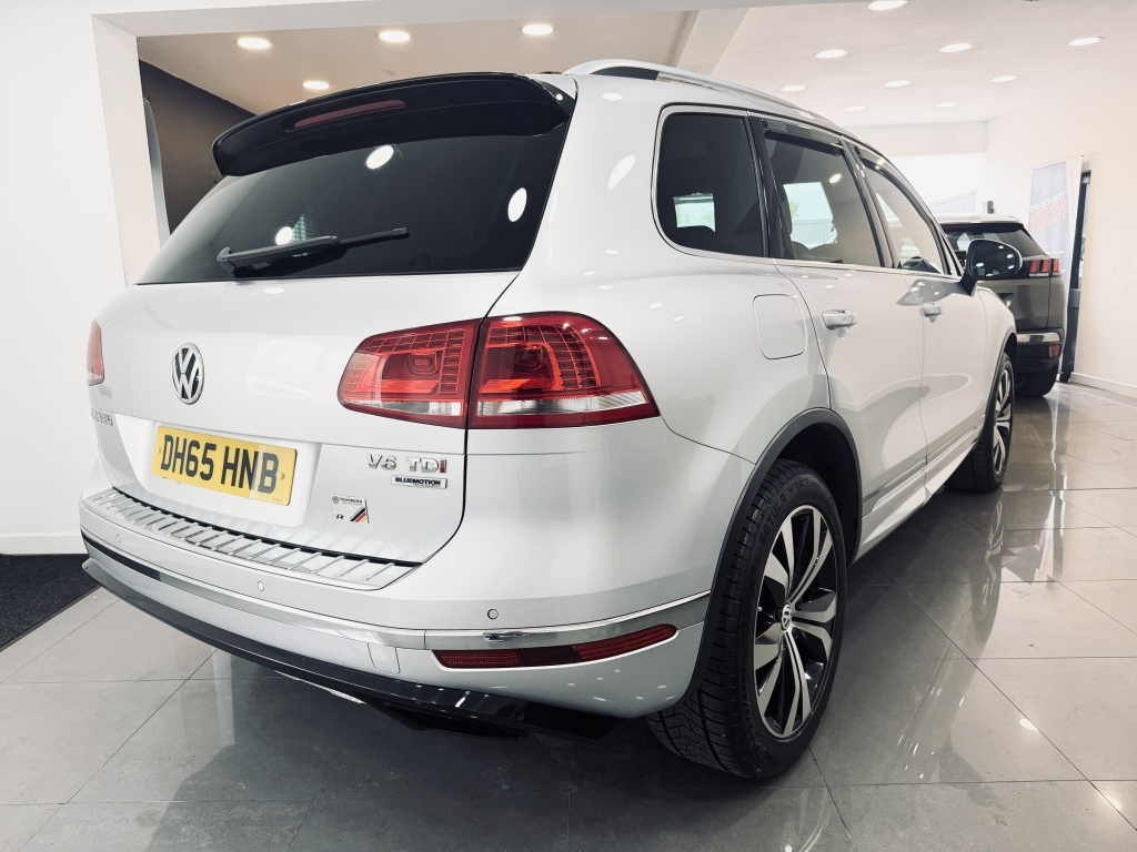 Volkswagen Touareg 3.0 V6 R-line Tdi Bluemotion Technology Silver #4