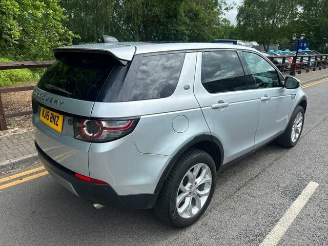 Land Rover Discovery Sport 2.0 Td4 Hse Suv 4Wd Euro 6 Ss WJ19BNZ Silver #6