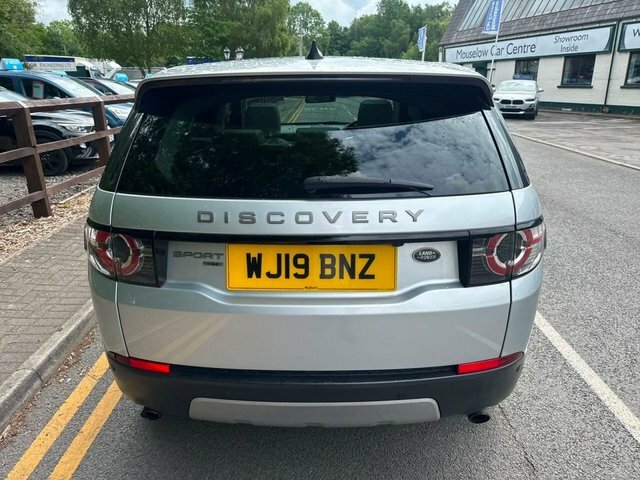 Land Rover Discovery Sport 2.0 Td4 Hse Suv 4Wd Euro 6 Ss WJ19BNZ Silver #5