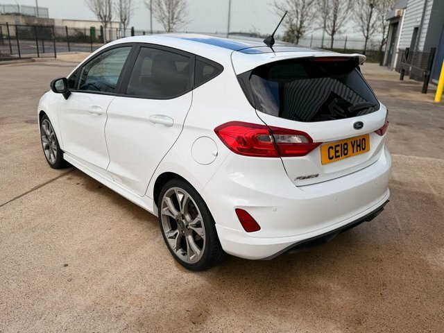 Ford Fiesta 1.0T Ecoboost St-line X Hatchback Manua CE18YHO White #5