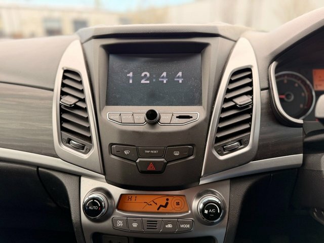 SsangYong Korando 2.2 D Ex Red #21
