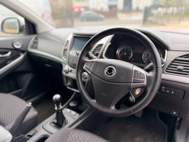 SsangYong Korando 2.2 D Ex Red #12