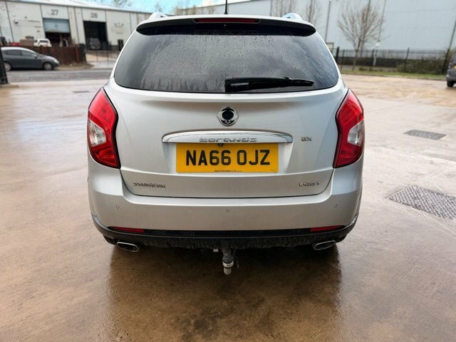 SsangYong Korando 2.2D Ex Suv Euro 6 178 Ps Silver #6