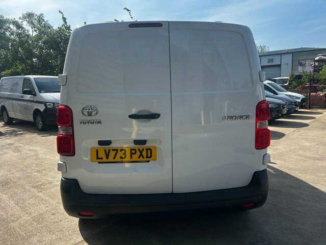 Toyota PROACE Proace Icon Ev White #10