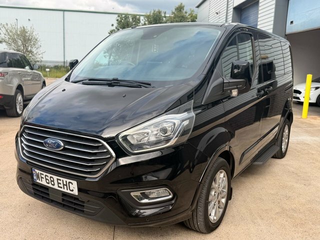 Ford Tourneo Custom 2.0 310 Ecoblue Titanium Minibus Double Cab Di Black #4