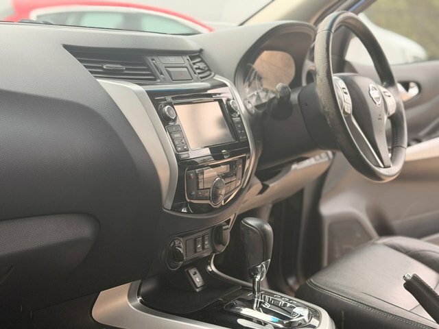 Nissan Navara 120D Se Step Dynamic White #16