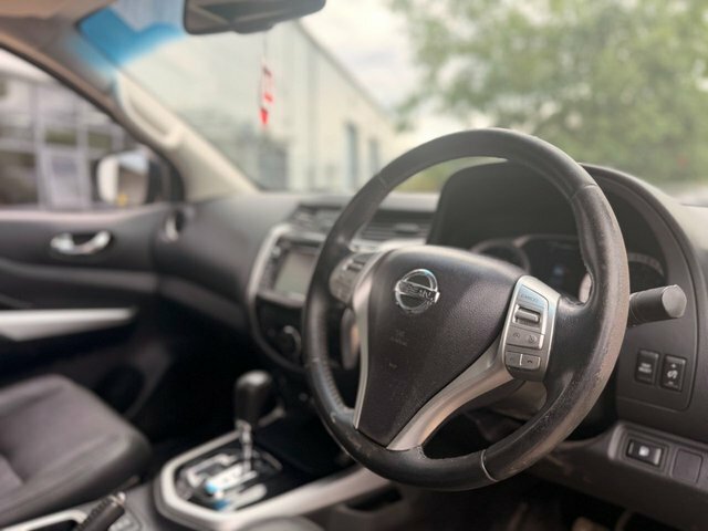 Nissan Navara 120D Se Step Dynamic White #11