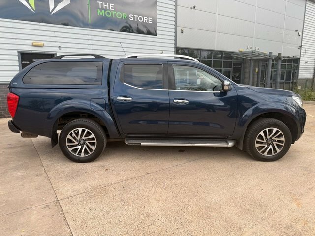 Nissan Navara 120D Se Step Dynamic White #9