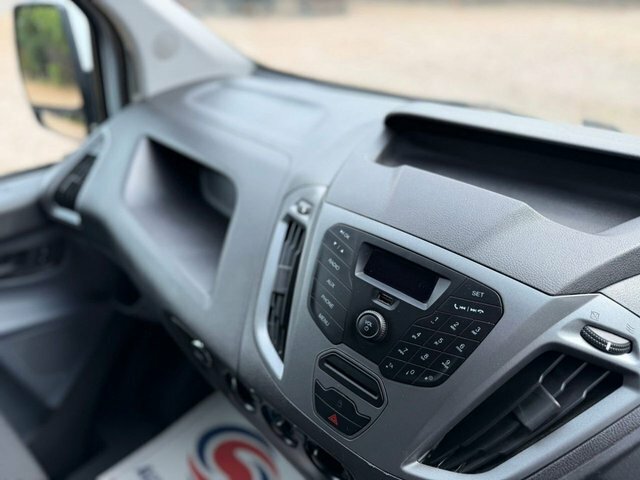 Ford Transit Custom 2.2L Limited 6Dr Silver #12