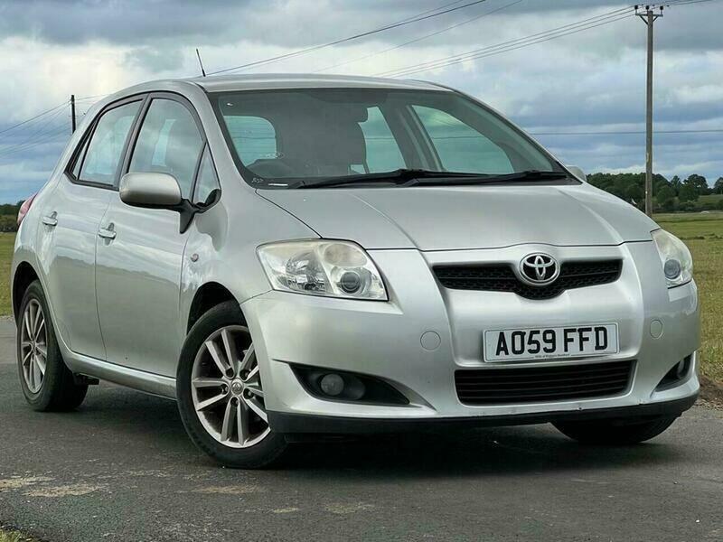 Toyota Auris 1.6 V-matic Tr Silver #6