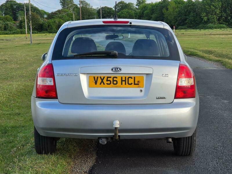 Kia Cerato 1.6 Zapp Black #9