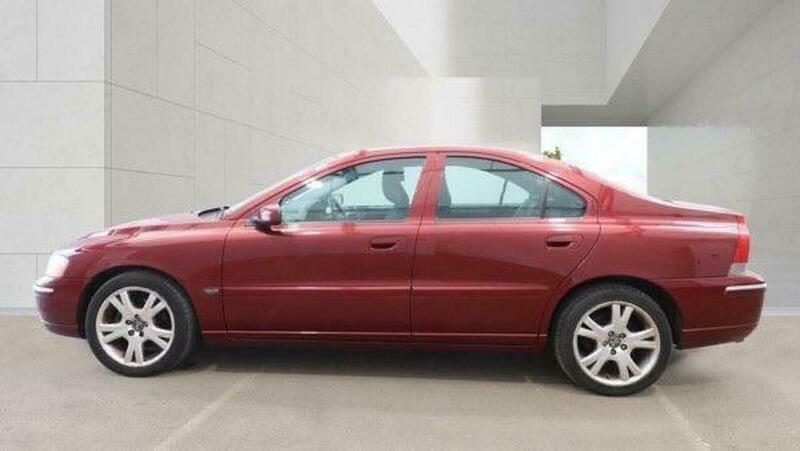 Volvo S60 2.4 D5 Se Red #4