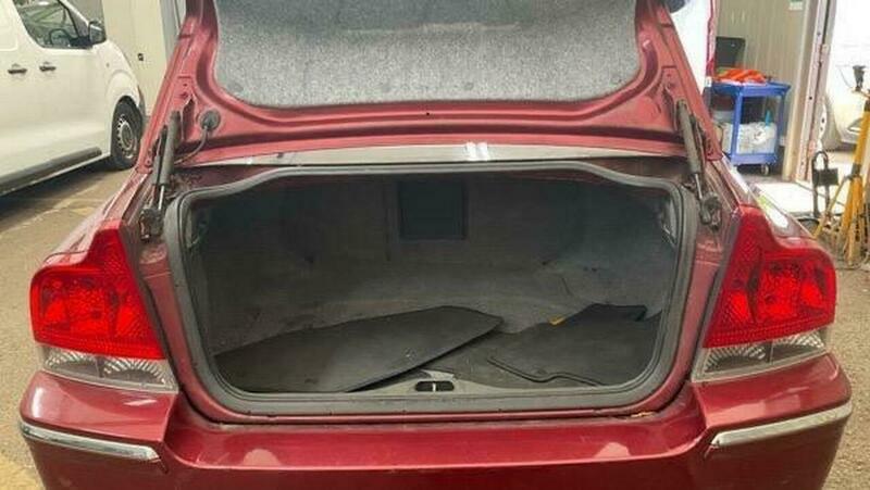 Volvo S60 2.4 D5 Se Lux  #11