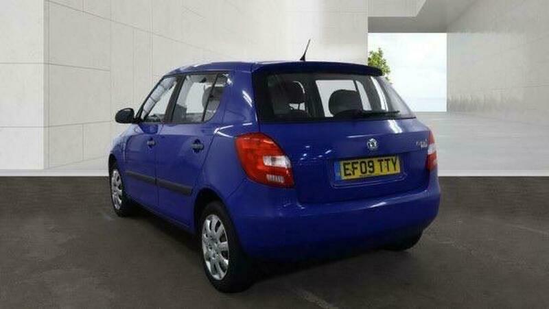 Skoda Fabia 1.6 16V 1 Tiptronic Beige #4