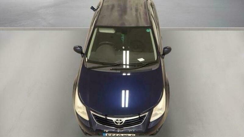 Toyota Avensis D 4d Silver #13