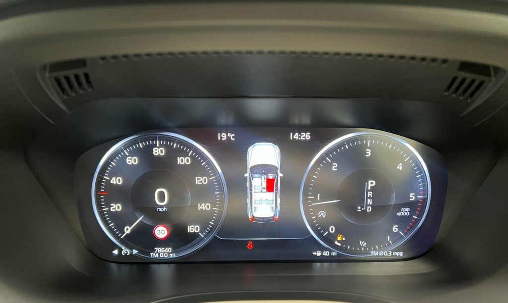 Volvo XC60 2L Inscription Pro YX67YZH Grey #5