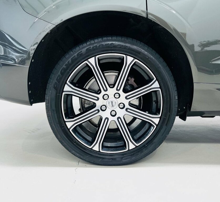Volvo XC60 2L Inscription Pro YX67YZH Grey #6