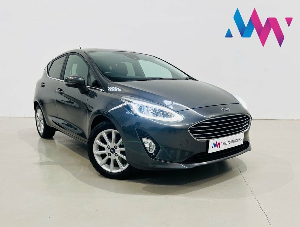 Ford Fiesta 1L Titanium MJ18OKD Grey
