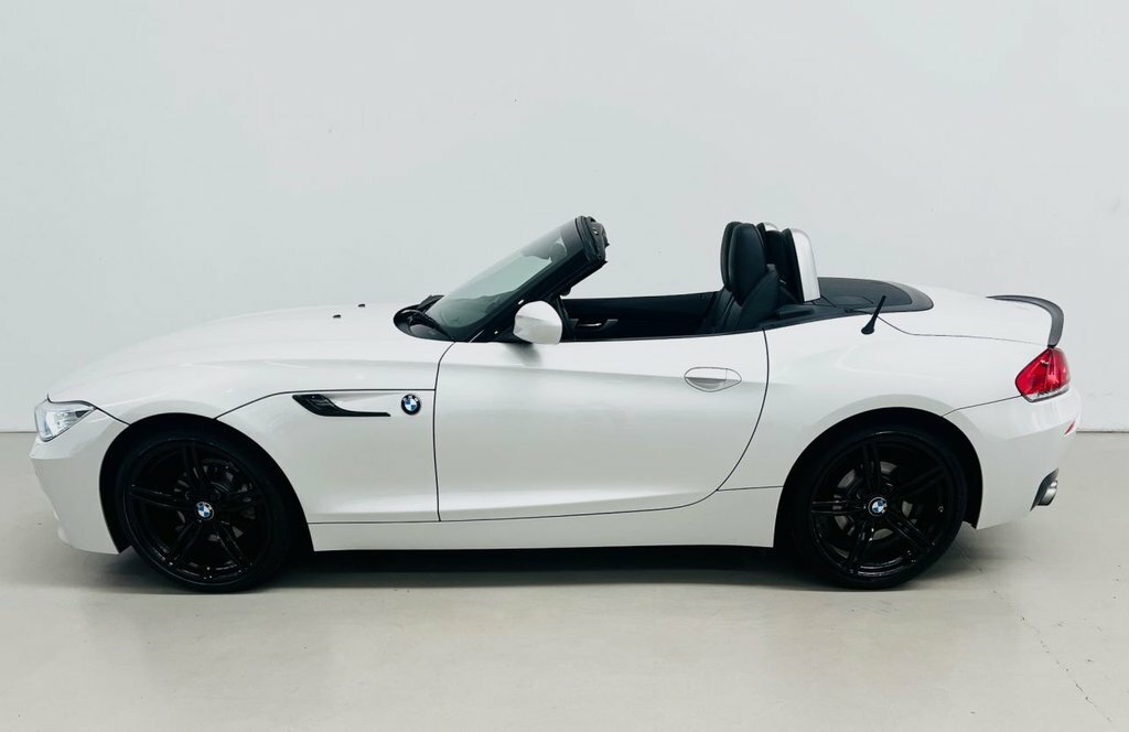 BMW Z4 Convertible White #3