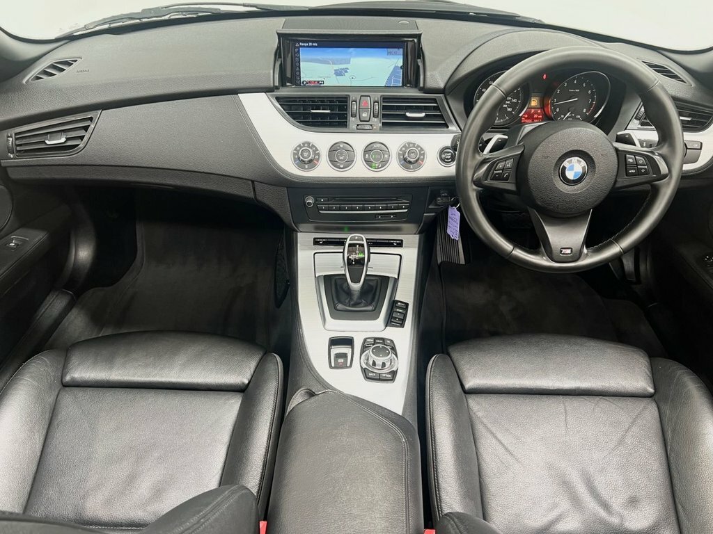 BMW Z4 Convertible White #25