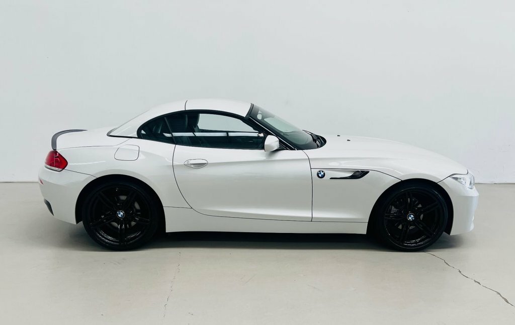 BMW Z4 Convertible White #2