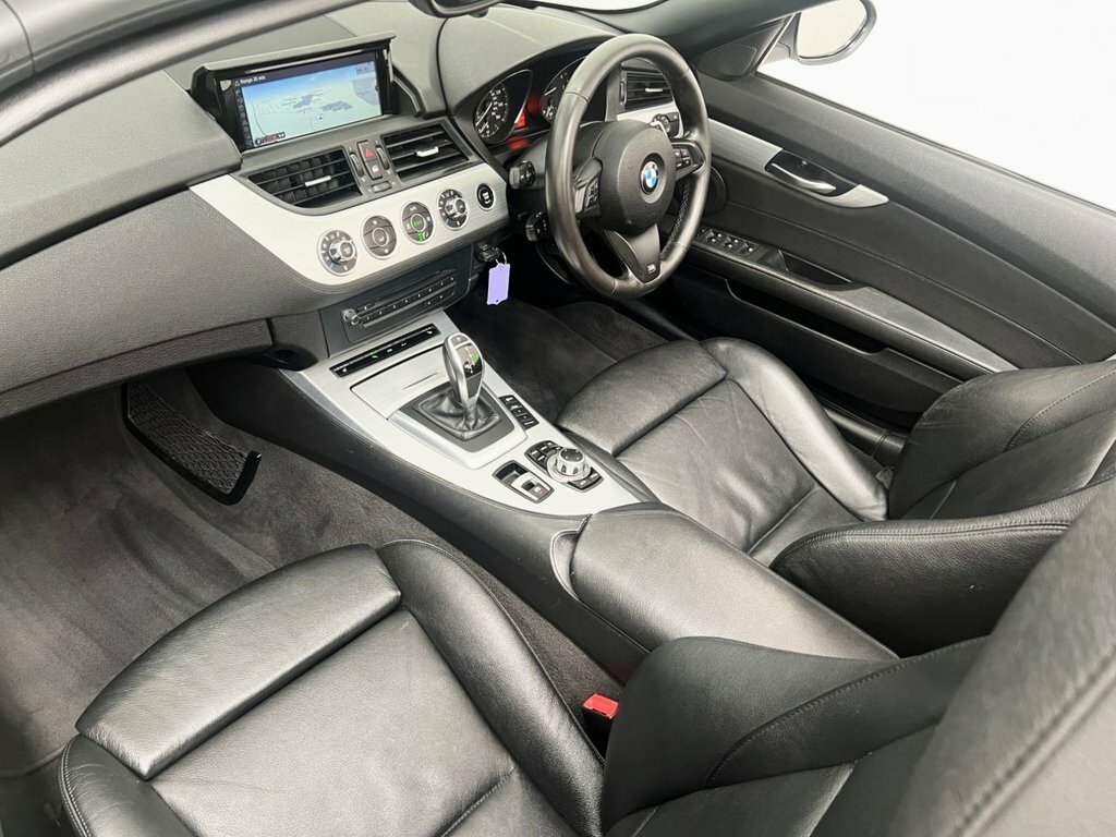 BMW Z4 Convertible White #35