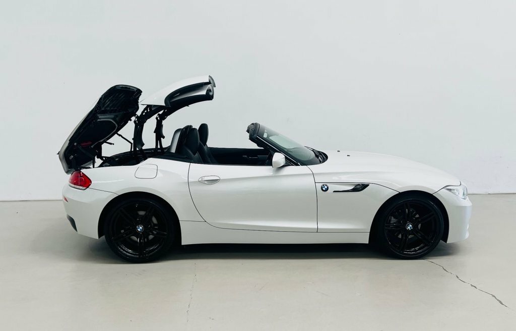 BMW Z4 Convertible White #44