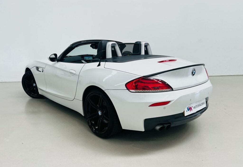 BMW Z4 Convertible White #4