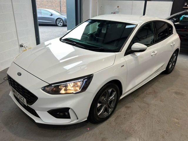 Ford Focus 2019 1.0T Ecoboost St-line Hatchback Ma BW19SXZ White #2
