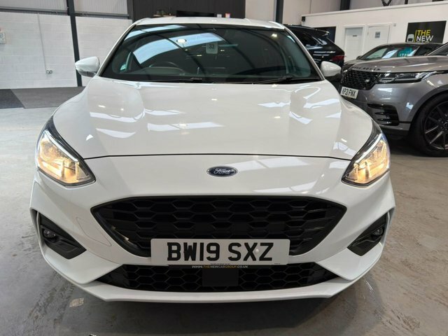 Ford Focus 2019 1.0T Ecoboost St-line Hatchback Ma BW19SXZ White #3