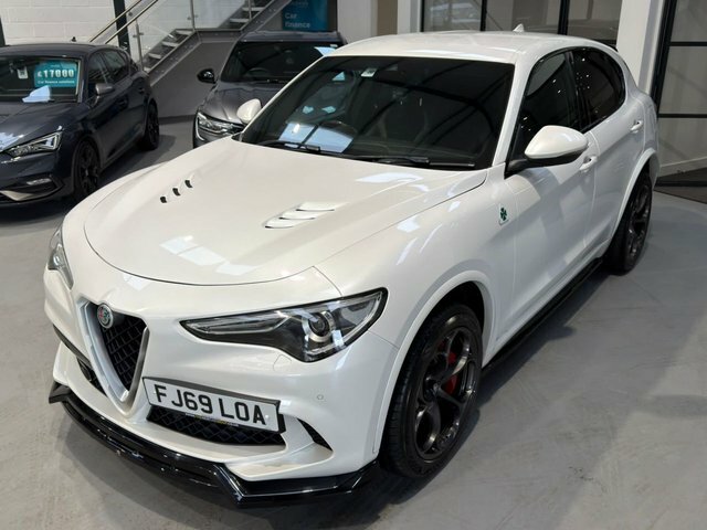 Alfa Romeo Stelvio 2019 2.9 V6 Bi-turbo Quadrifoglio Suv A FJ69LOA White #2