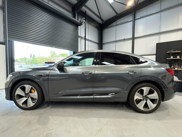Audi E-tron 2021 55 S Line Sportback Quattro Grey #6