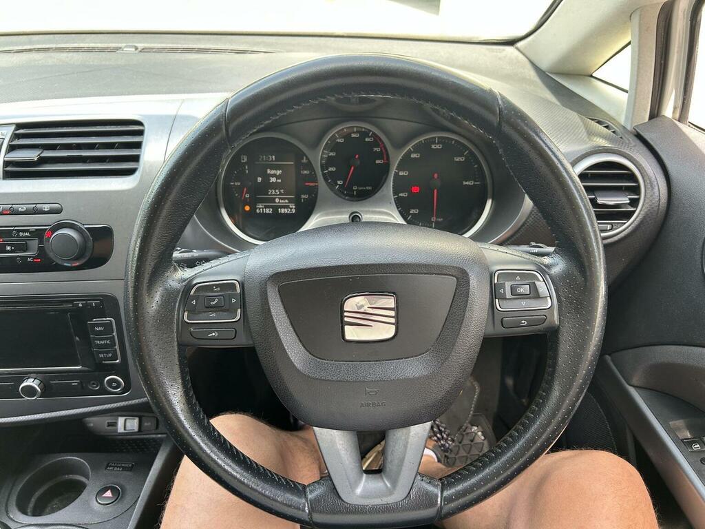Seat Leon S White #35