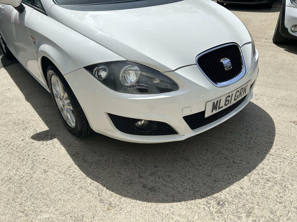 Seat Leon S White #37