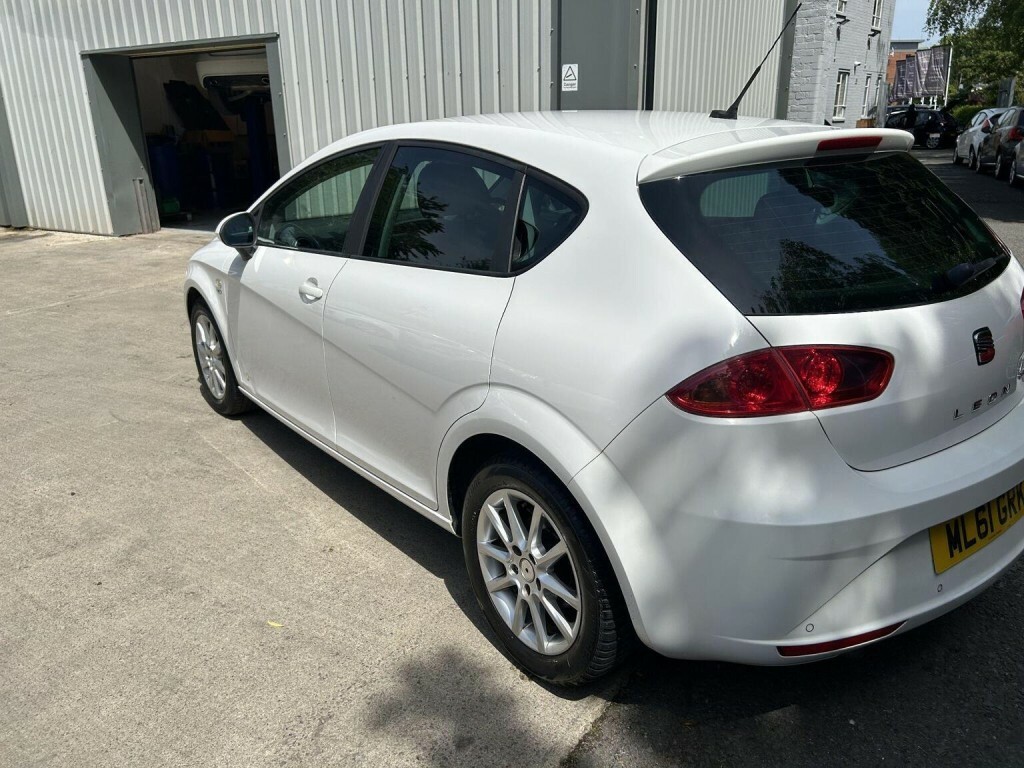 Seat Leon S White #46