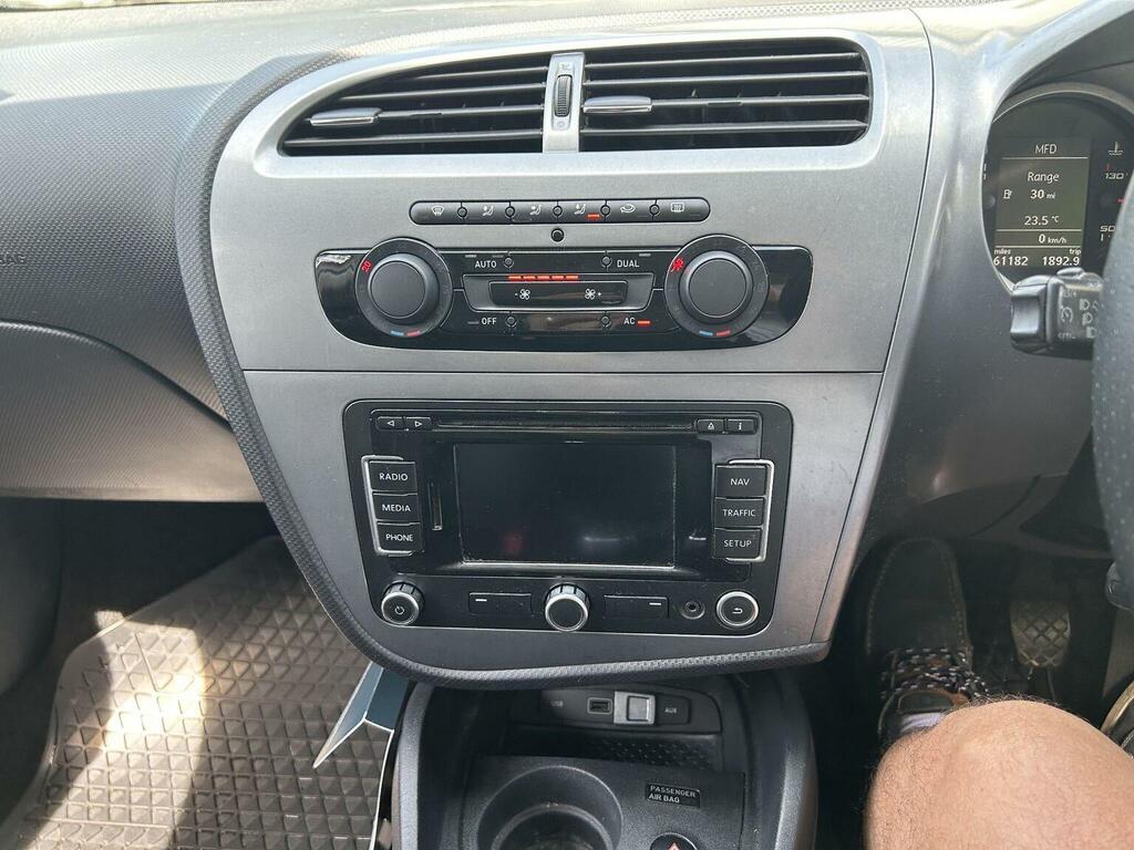 Seat Leon S White #9