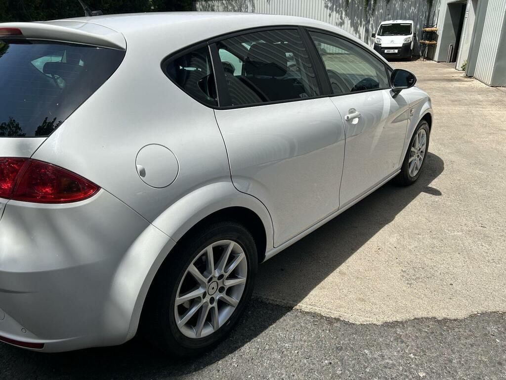 Seat Leon S White #8