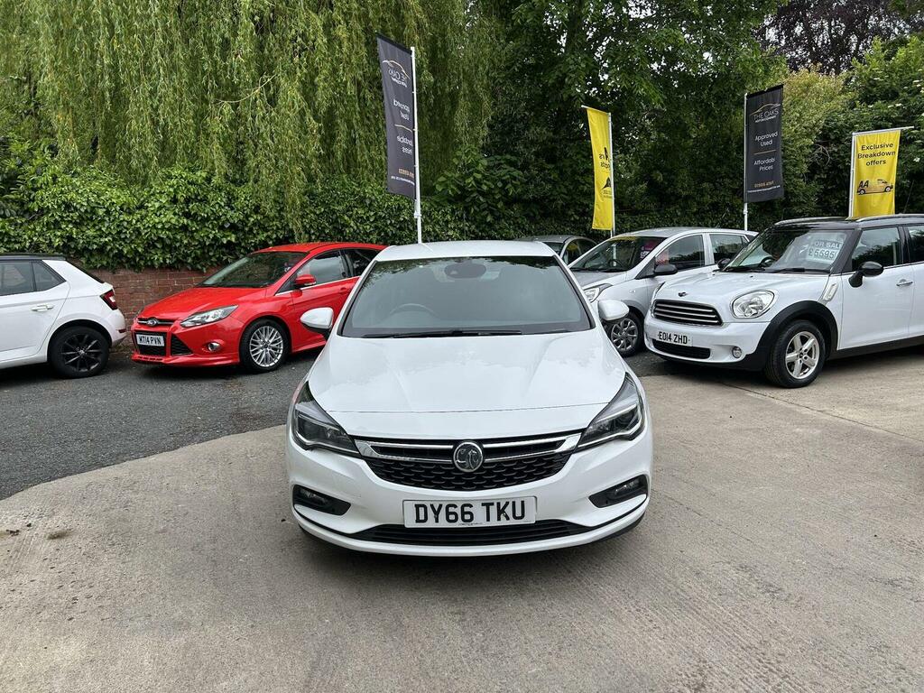 Vauxhall Astra Hatchback 1.4I Turbo Sri Euro 6 201666 DY66TKU White #2