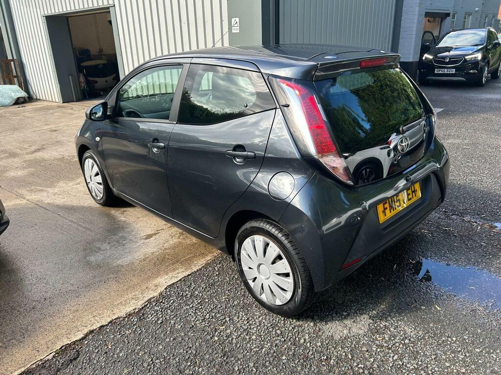 Toyota Aygo Hatchback 1.0 Vvt-i X-play Euro 5 Euro 5 2015 FM15OEH Grey #5