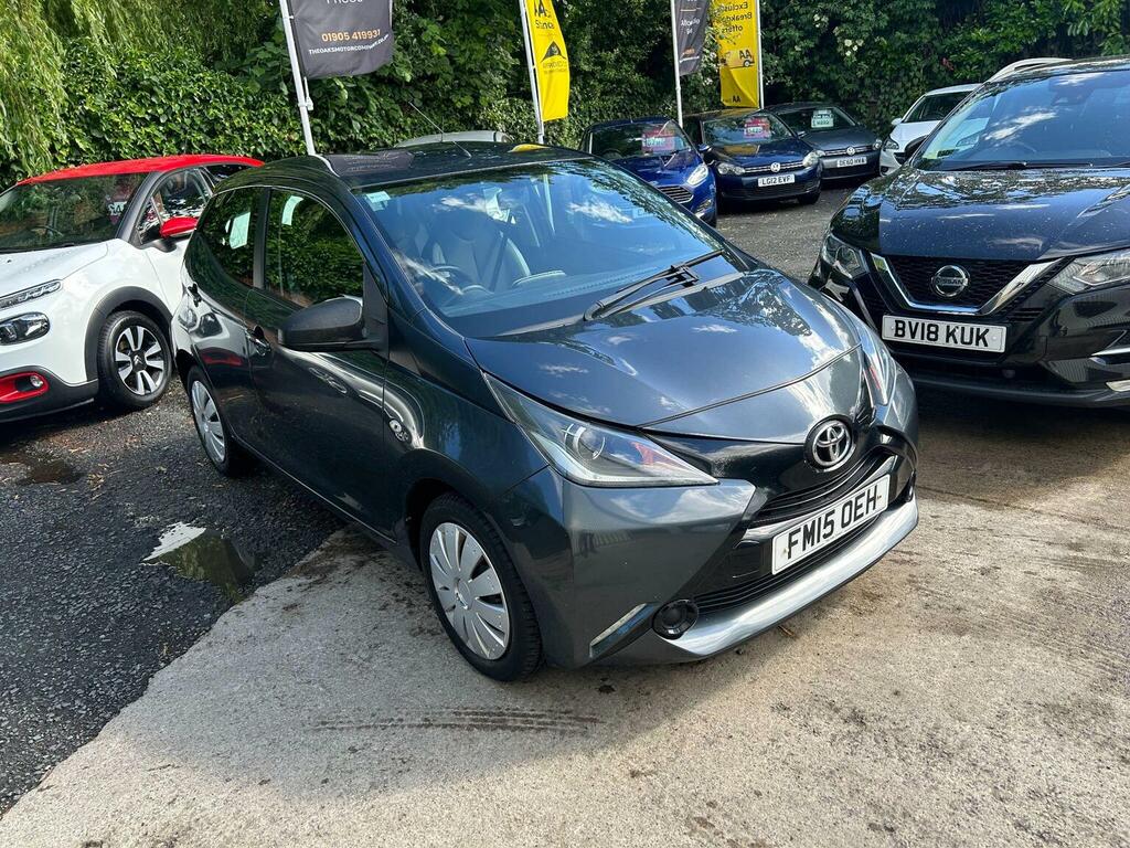 Toyota Aygo Hatchback 1.0 Vvt-i X-play Euro 5 Euro 5 2015 FM15OEH Grey #2