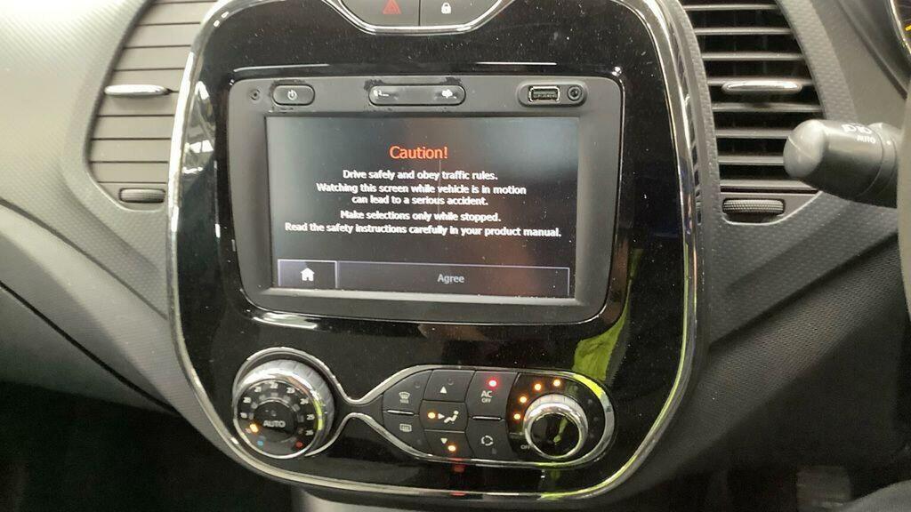 Renault Captur Suv 0.9 Tce Energy Dynamique Medianav Euro 5 Ss LP14TKE Black #3