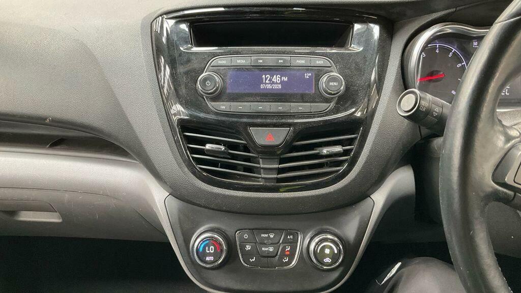 Vauxhall Viva Hatchback 1.0I Sl Euro 6 201616 Black #3