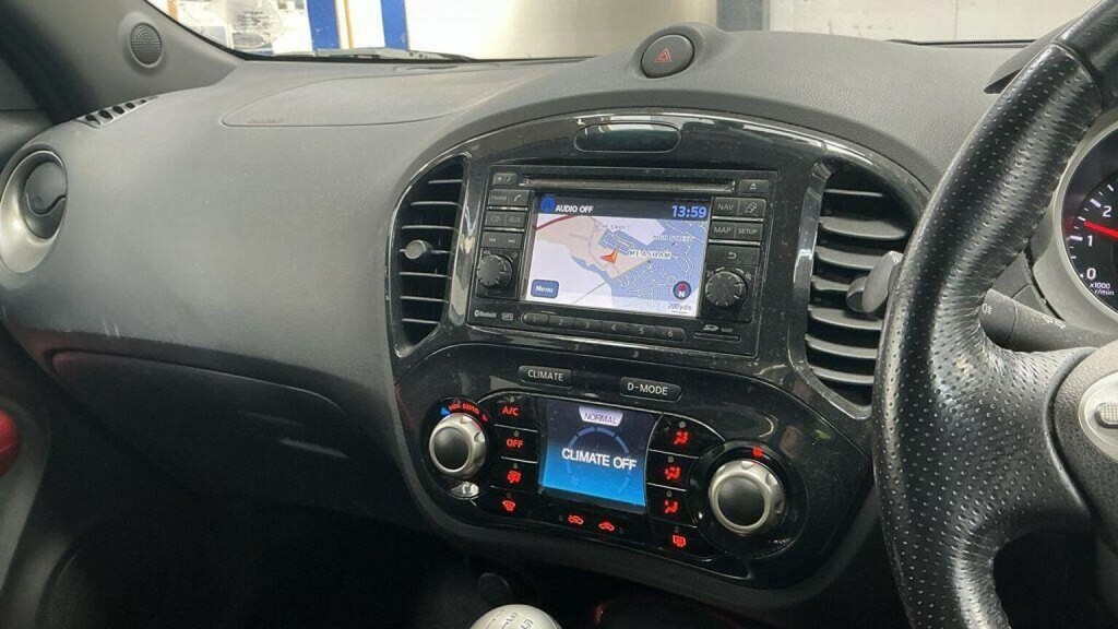 Nissan Juke 1.6 Acenta Euro 5 Black #17