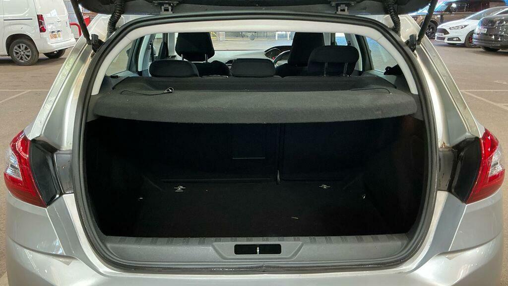 Peugeot 308 1.6 Hdi Active Euro 5 Silver #13